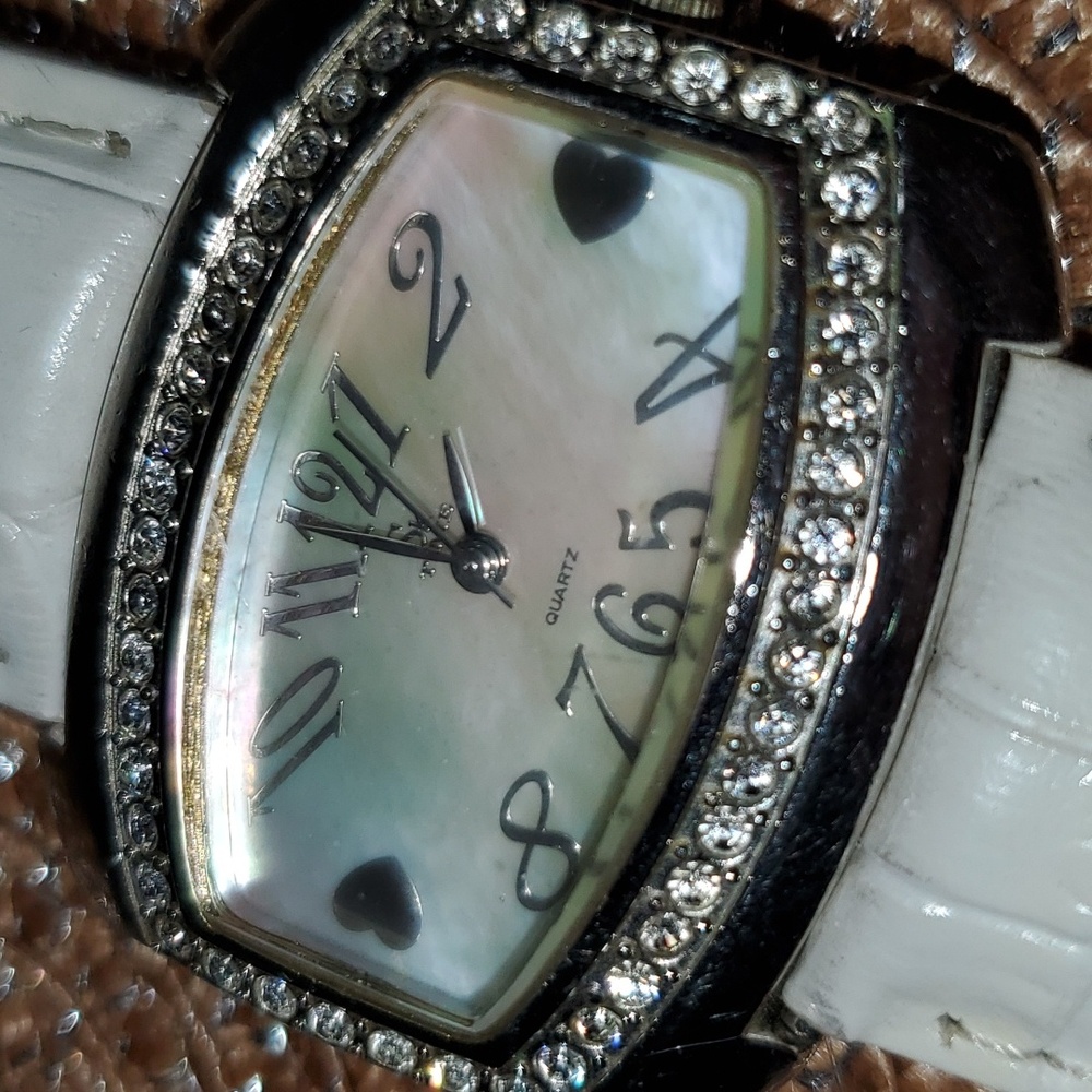 Women's watch - Picture 5 of 9